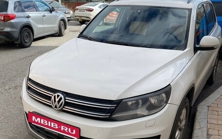 Volkswagen Tiguan I, 2013 год, 970 000 рублей, 2 фотография