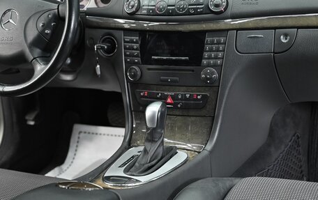 Mercedes-Benz E-Класс, 2004 год, 1 055 000 рублей, 11 фотография