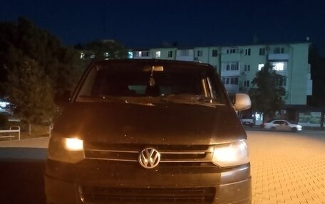 Volkswagen Transporter T5 рестайлинг, 2005 год, 1 030 000 рублей, 3 фотография