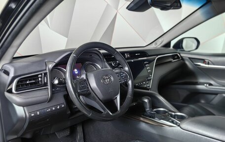 Toyota Camry, 2018 год, 2 059 000 рублей, 19 фотография