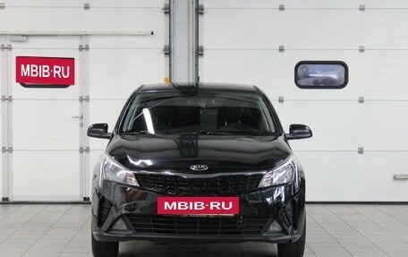 KIA Rio IV, 2020 год, 860 000 рублей, 2 фотография