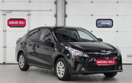 KIA Rio IV, 2020 год, 860 000 рублей, 3 фотография