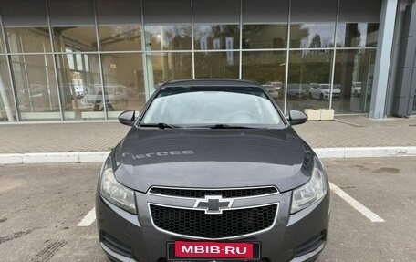 Chevrolet Cruze II, 2010 год, 645 000 рублей, 2 фотография
