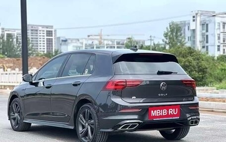 Volkswagen Golf VIII, 2022 год, 1 670 000 рублей, 4 фотография