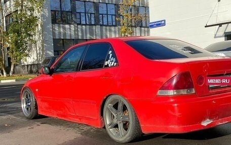 Toyota Altezza, 2001 год, 700 000 рублей, 4 фотография