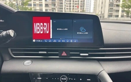 Hyundai Elantra, 2022 год, 1 400 000 рублей, 11 фотография