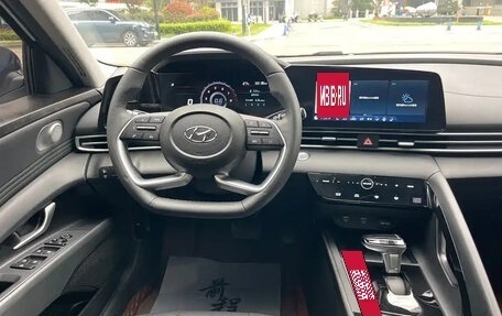 Hyundai Elantra, 2022 год, 1 400 000 рублей, 9 фотография