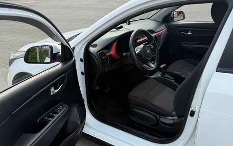 KIA Rio IV, 2021 год, 1 950 000 рублей, 7 фотография