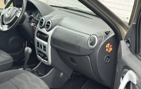 Renault Sandero I, 2012 год, 800 000 рублей, 3 фотография