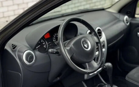 Renault Sandero I, 2012 год, 800 000 рублей, 8 фотография