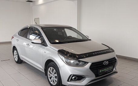 Hyundai Solaris II рестайлинг, 2017 год, 655 000 рублей, 3 фотография