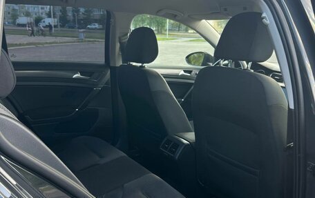 Volkswagen Golf VII, 2018 год, 1 750 000 рублей, 2 фотография