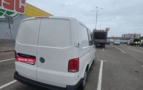 Volkswagen Transporter T6 рестайлинг, 2021 год, 3 300 000 рублей, 7 фотография