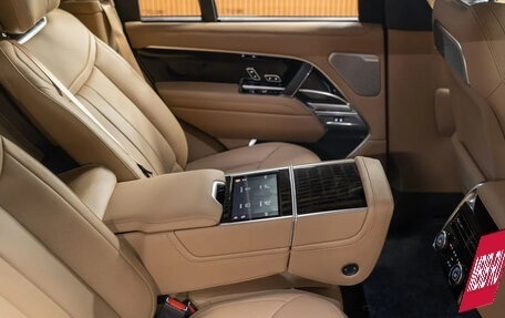 Land Rover Range Rover IV рестайлинг, 2025 год, 23 990 000 рублей, 17 фотография
