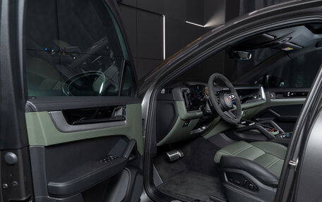 Porsche Cayenne III, 2025 год, 19 900 000 рублей, 4 фотография