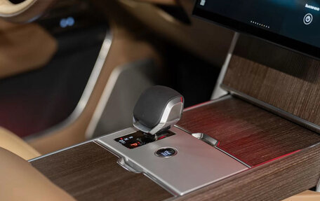 Land Rover Range Rover IV рестайлинг, 2025 год, 24 990 000 рублей, 15 фотография