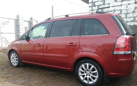 Opel Zafira B, 2006 год, 850 000 рублей, 1 фотография