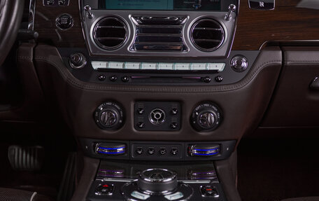 Rolls-Royce Wraith, 2015 год, 14 800 000 рублей, 24 фотография