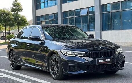 BMW 3 серия, 2022 год, 3 000 000 рублей, 1 фотография