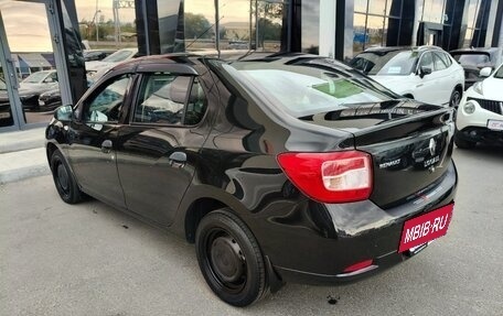 Renault Logan II, 2015 год, 870 000 рублей, 4 фотография