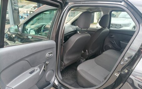 Renault Logan II, 2015 год, 870 000 рублей, 16 фотография