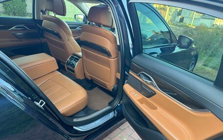 BMW 7 серия, 2016 год, 4 125 000 рублей, 26 фотография