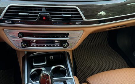 BMW 7 серия, 2016 год, 4 125 000 рублей, 38 фотография