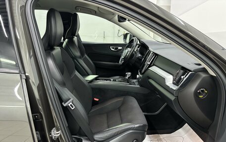 Volvo XC60 II, 2020 год, 3 090 000 рублей, 14 фотография