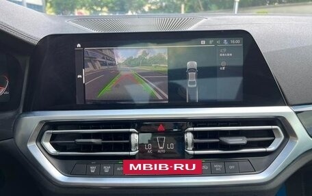BMW 3 серия, 2022 год, 3 000 000 рублей, 11 фотография