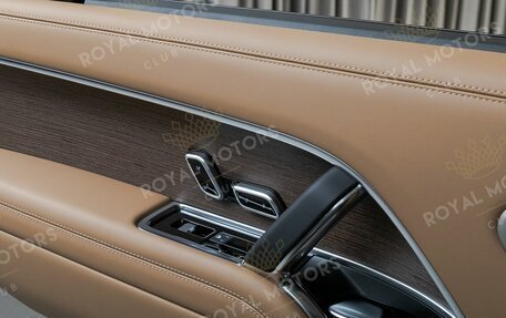 Land Rover Range Rover IV рестайлинг, 2025 год, 28 000 000 рублей, 20 фотография