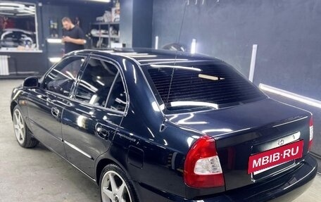 Hyundai Accent II, 2011 год, 575 000 рублей, 3 фотография