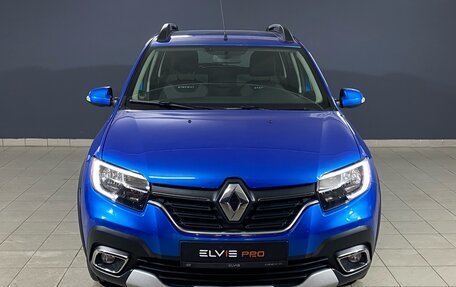 Renault Sandero II рестайлинг, 2019 год, 1 177 000 рублей, 2 фотография