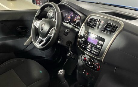 Renault Sandero II рестайлинг, 2019 год, 1 177 000 рублей, 12 фотография