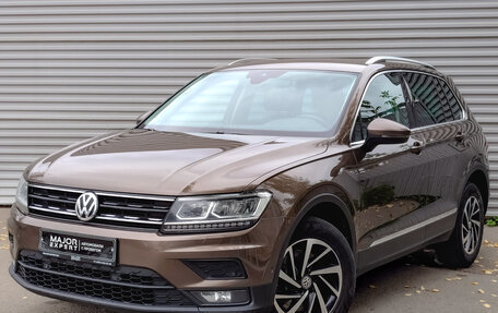 Volkswagen Tiguan II, 2019 год, 2 345 000 рублей, 1 фотография