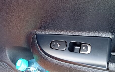 KIA Rio IV, 2017 год, 1 700 000 рублей, 6 фотография