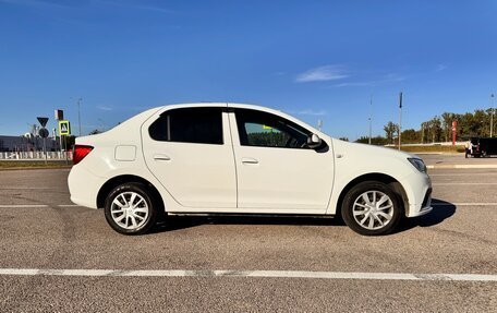 Renault Logan II, 2020 год, 900 000 рублей, 4 фотография