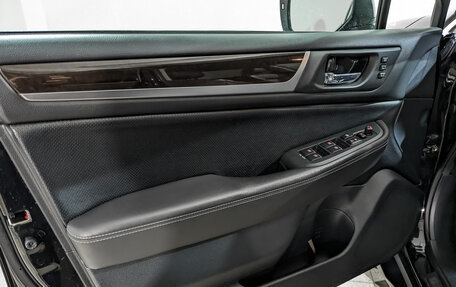 Subaru Outback IV рестайлинг, 2016 год, 1 705 000 рублей, 19 фотография