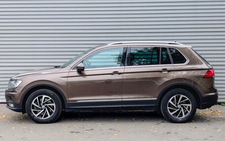 Volkswagen Tiguan II, 2019 год, 2 345 000 рублей, 8 фотография