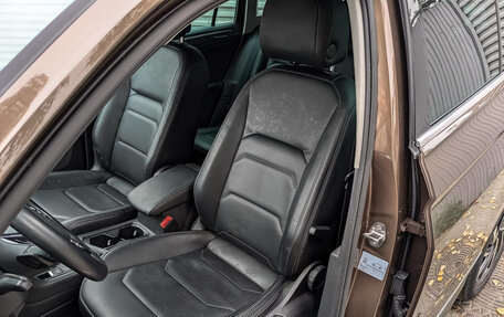 Volkswagen Tiguan II, 2019 год, 2 345 000 рублей, 20 фотография