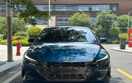 Hyundai Elantra, 2022 год, 1 130 000 рублей, 2 фотография