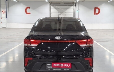 KIA Rio IV, 2019 год, 1 355 000 рублей, 6 фотография