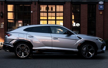 Lamborghini Urus I, 2024 год, 35 000 000 рублей, 4 фотография