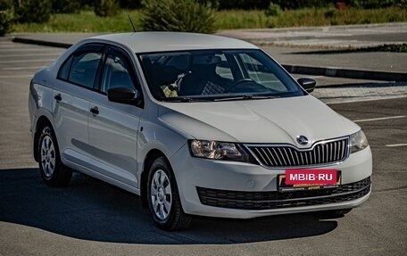 Skoda Rapid I, 2015 год, 769 000 рублей, 2 фотография