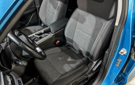 Geely Emgrand, 2023 год, 1 755 000 рублей, 20 фотография