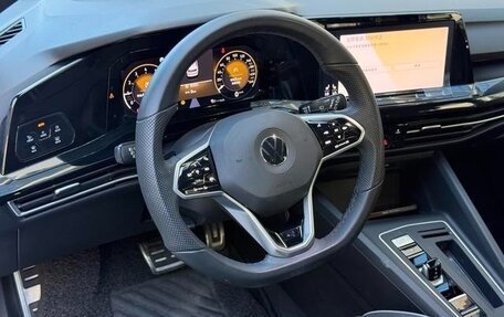 Volkswagen Golf VIII, 2022 год, 2 150 000 рублей, 7 фотография