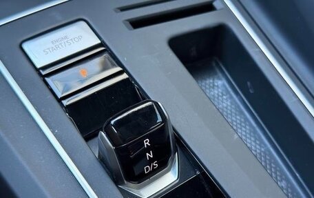 Volkswagen Golf VIII, 2022 год, 2 150 000 рублей, 11 фотография