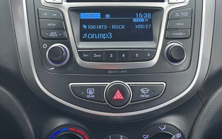 Hyundai Solaris II рестайлинг, 2016 год, 1 075 000 рублей, 6 фотография