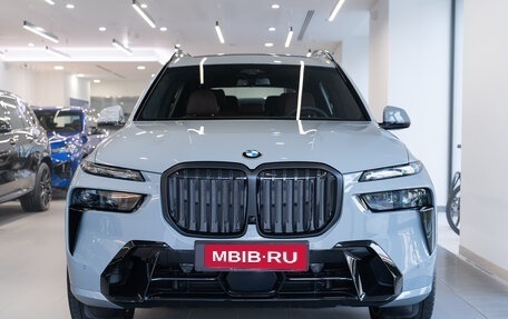 BMW X7, 2025 год, 19 000 000 рублей, 3 фотография