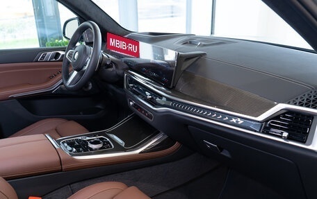 BMW X7, 2025 год, 19 000 000 рублей, 11 фотография