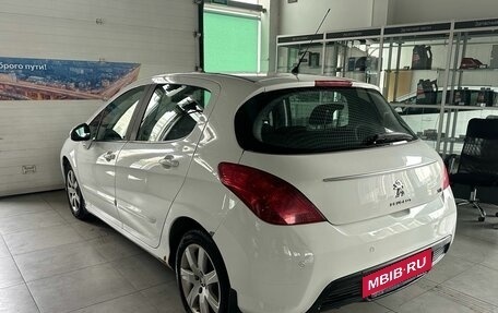 Peugeot 308 II, 2011 год, 599 000 рублей, 4 фотография
